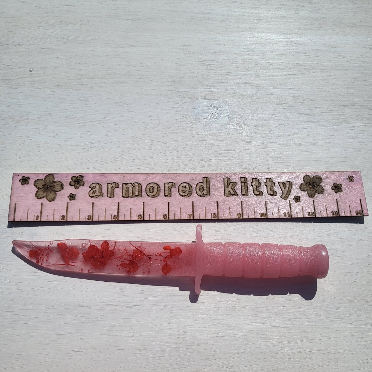 Red Floral Resin Replica Tactical Piece