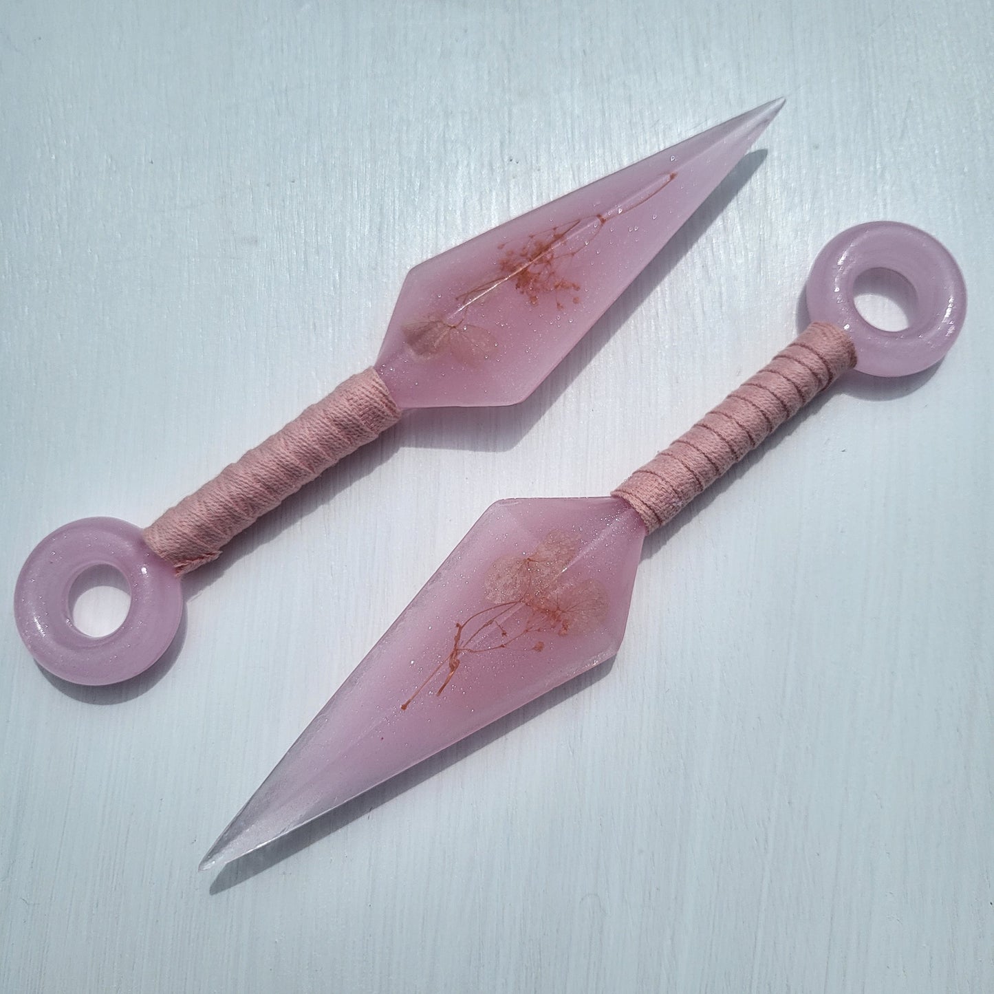 Light Pink Floral Resin Replica Cosplay Ninja Tool