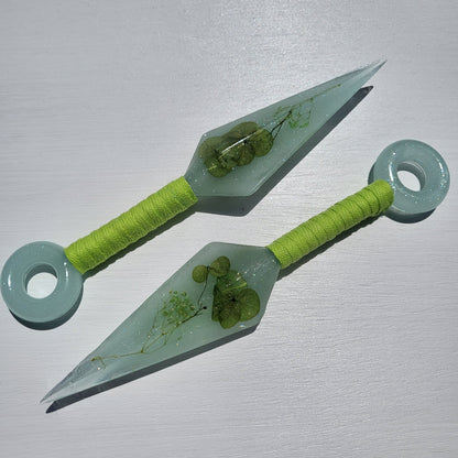 Light Green Floral Resin Replica Cosplay Ninja Tool